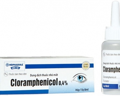 MHRA: Có thể sử dụng thuốc nhỏ mắt cloramphenicol chứa tá dược borax hoặc acid boric cho trẻ dưới 2 tuổi